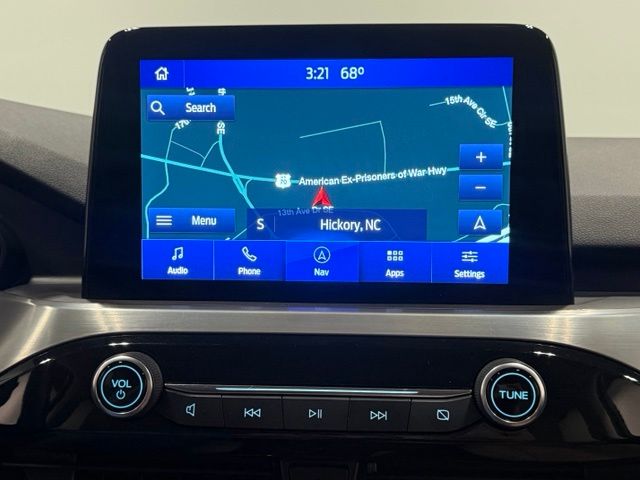 Used 2021 White Ford Titanium image 23