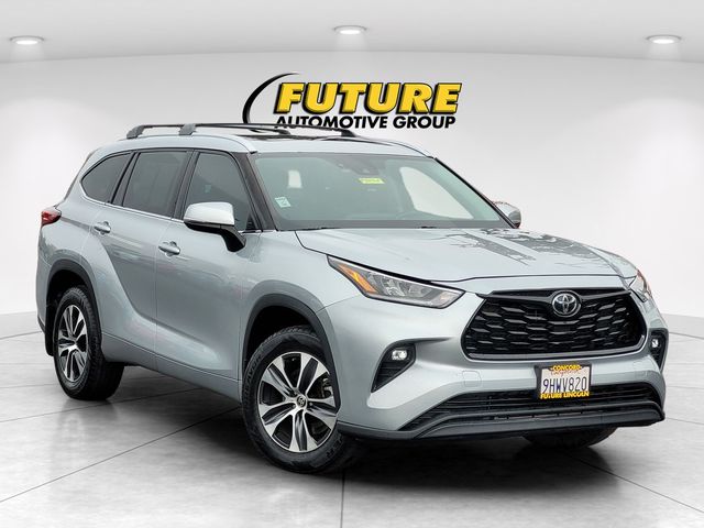 2020 Toyota Highlander XLE AWD