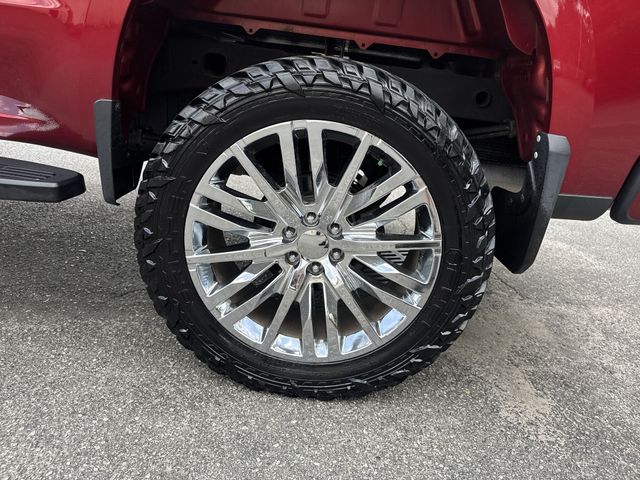 Used 2022  Chevrolet High Country image 34