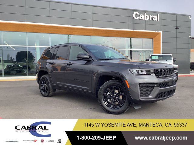 Baltic Gray Metallic Clearcoat 2026 Jeep Grand Cherokee SUV / Crossover Four-Wheel Drive 8-Speed Automatic