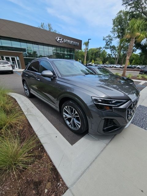 2025 Audi Q8 55 Premium Plus
