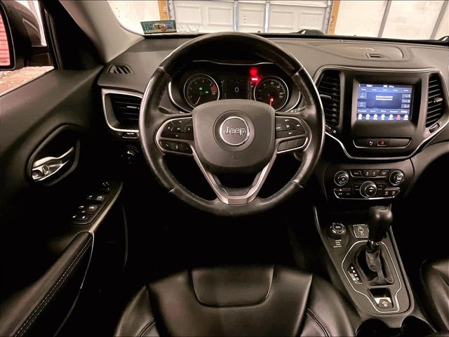 2020 Jeep Cherokee Latitude Plus Gray at Subaru and VW of Moon Township
