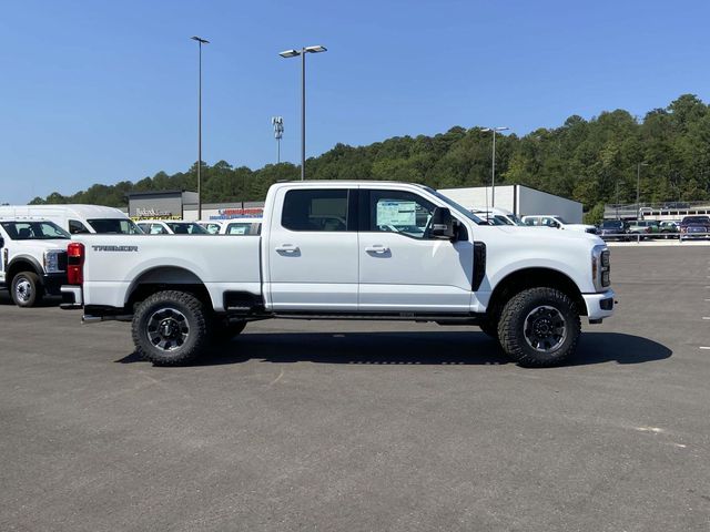 2024 Ford F-250SD Lariat 2