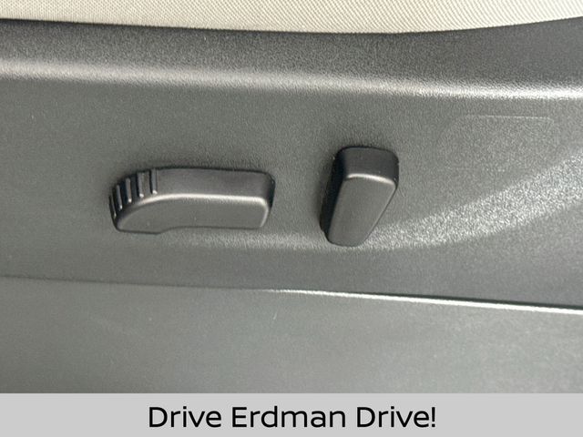 Used 2024 Nissan Frontier Truck