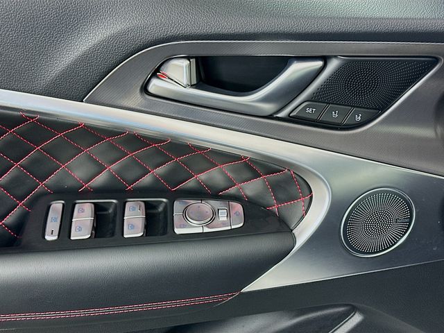 Thumbnail: 2025 Genesis G70 - 18