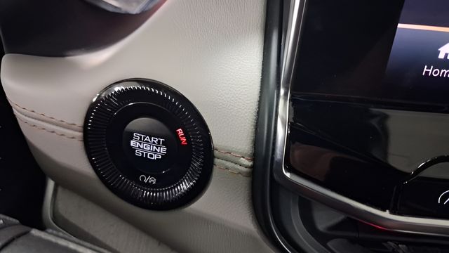 Used 2025 Jeep Compass SUV