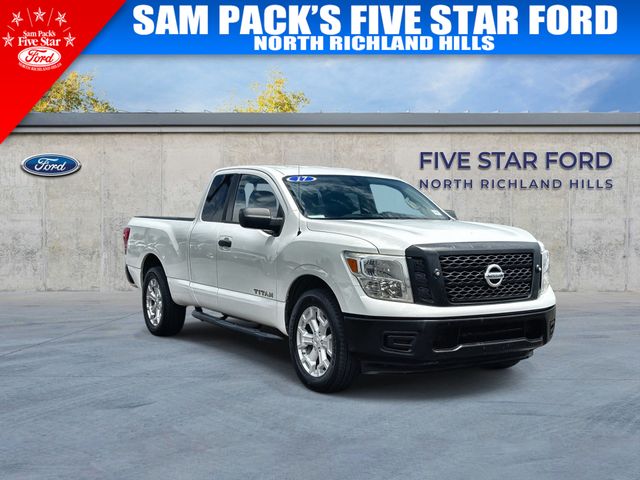Glacier White 2017 Nissan Titan Pickup Truck Four-Wheel Drive 7-Speed Automatic