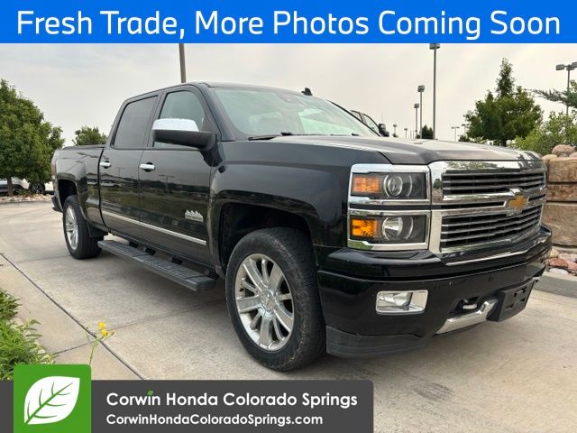 2014 Chevrolet Silverado 1500 Negro Camioneta Todo terreno 6 velocidades Automática marcha alta