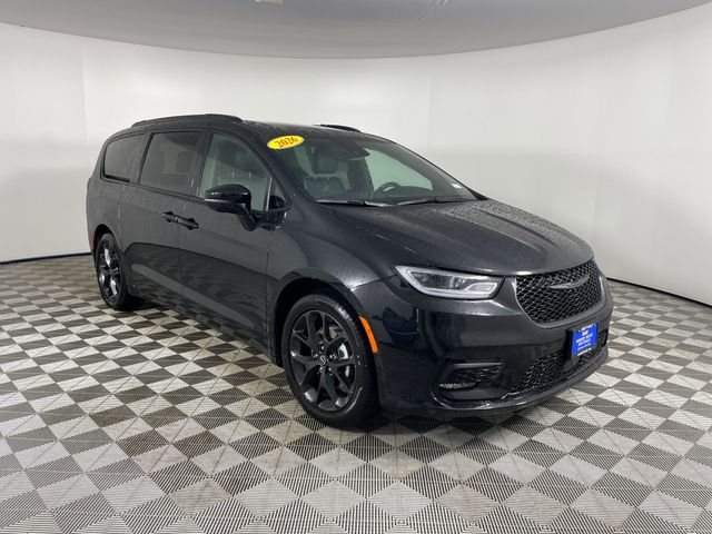 New 2026 Chrysler Pacifica Limited For Sale in Bremerton, WA