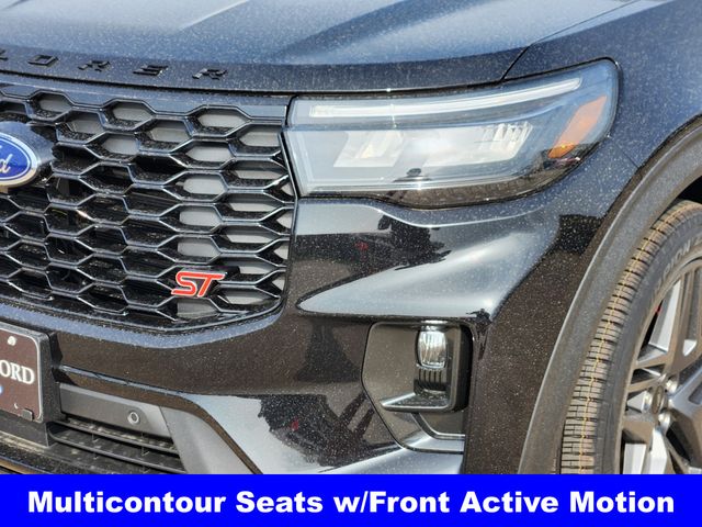 2025 Ford Explorer ST photo