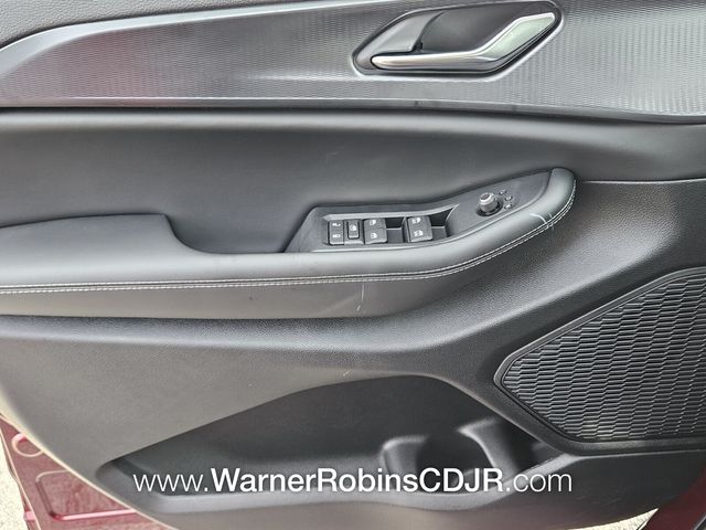 New 2025 Red Jeep Altitude X image 26