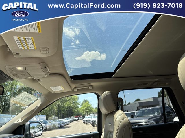 Used 2023 White Ford Platinum image 22