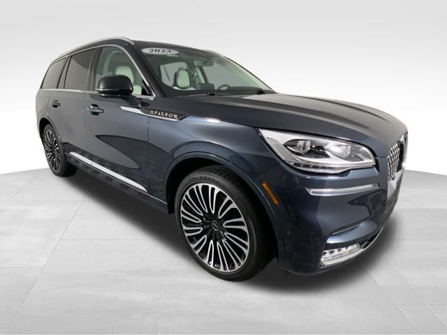 2023 Lincoln Aviator Black Label 9