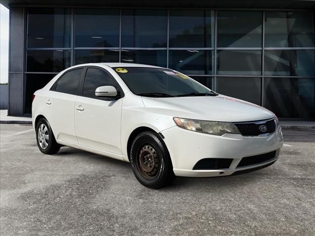 Snow White Pearl 2012 Kia Forte Sedan Front-Wheel Drive 6-Speed Automatic Overdrive