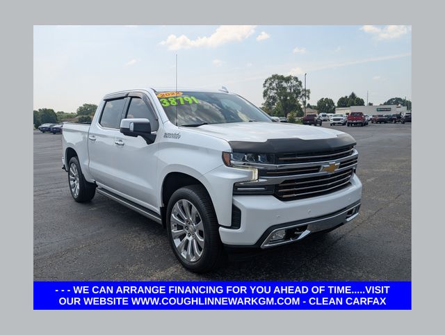 White (Iridescent Pearl Tricoat) 2022 Chevrolet Silverado 1500 Pickup Truck Four-Wheel Drive Automatic