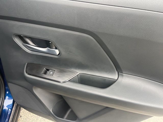 New 2026 Blue Nissan SR image 24