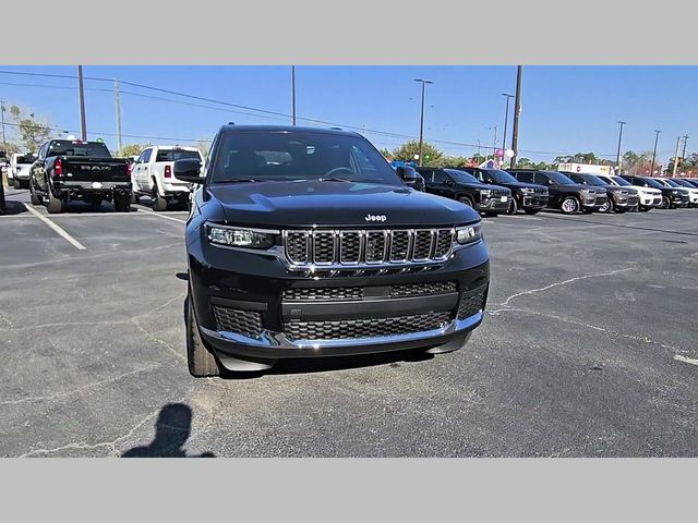 2026 Jeep Grand Cherokee L Laredo 4x4