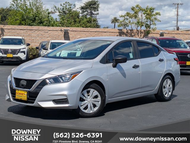 Brilliant Silver Metallic 2021 Nissan Versa S FWD Sedan Front-Wheel Drive Continuously Variable Transmission