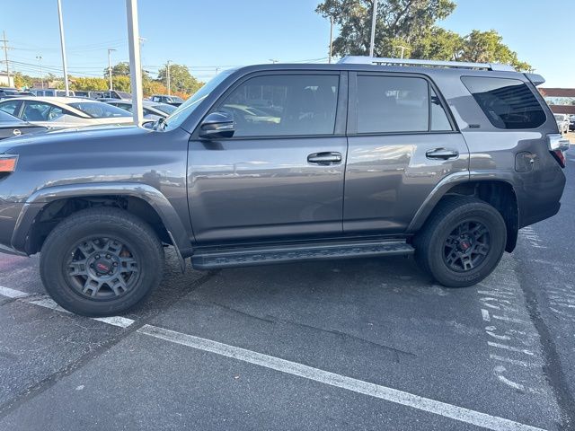 2018 Toyota 4Runner SR5 5