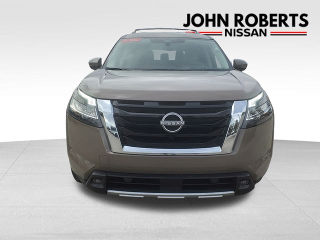 2023 Nissan Pathfinder Plat 12