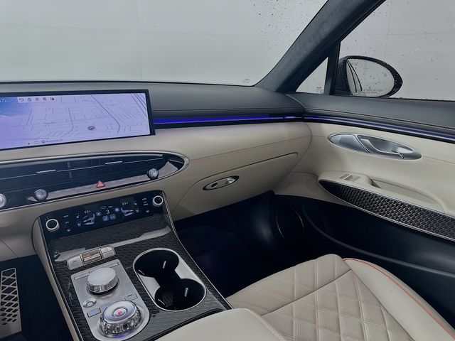 Thumbnail: 2026 Genesis GV70 - 25