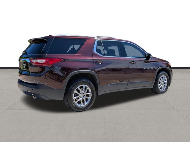2018 Chevrolet Traverse LT - 4