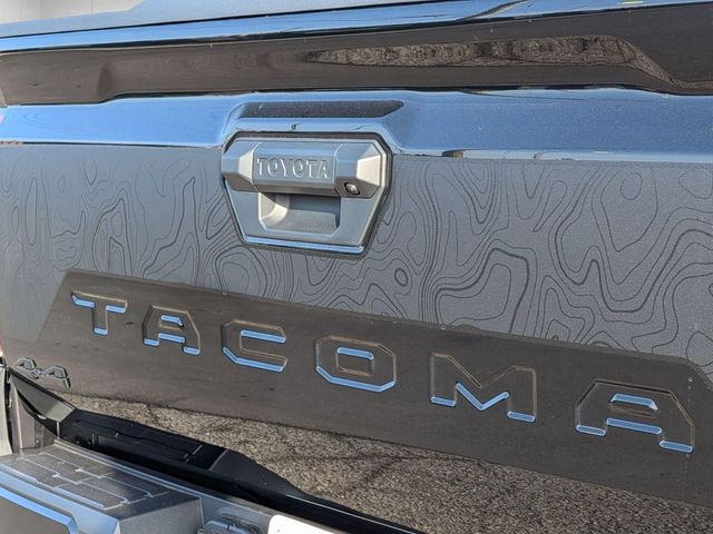 2026 Toyota Tacoma TRD Sport - Photo 11