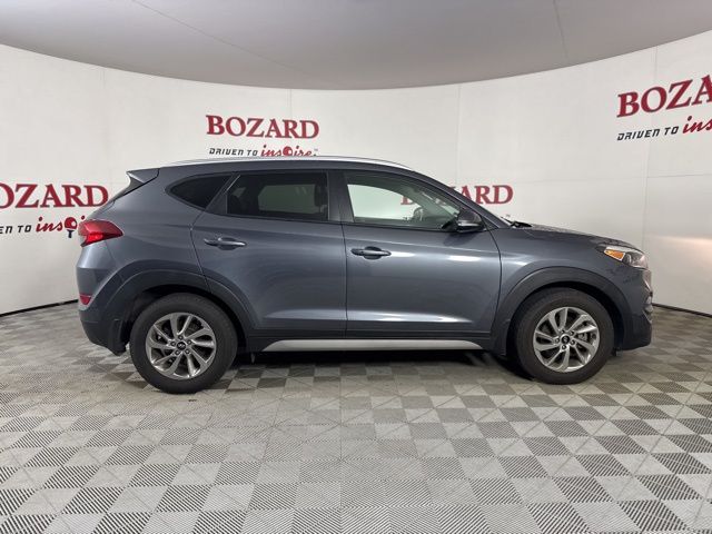 2017 Coliseum Gray Hyundai Tucson SE Plus FWD SUV