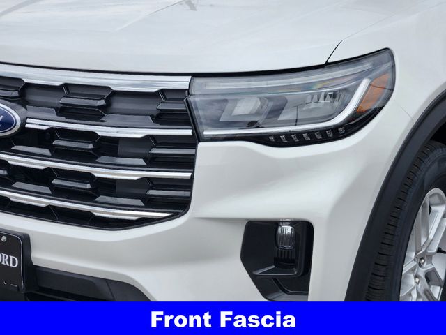 2025 Ford Explorer Active photo