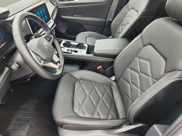 2025 Volkswagen Atlas Cross Sport 2.0T SE w/Technology  at DeMontrond Auto Country