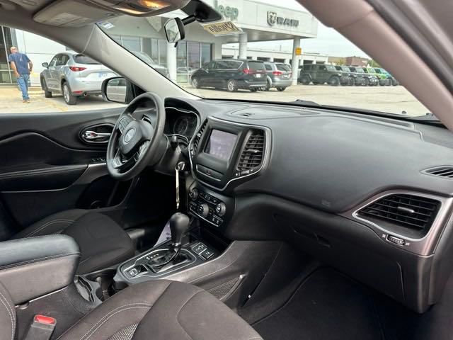 2020 Jeep Cherokee Latitude 13