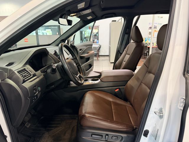 2024 Honda Ridgeline RTL White at Superior Honda