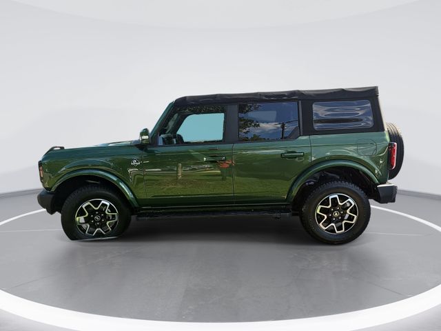 Used 2022 Green Ford Outer Banks image 6