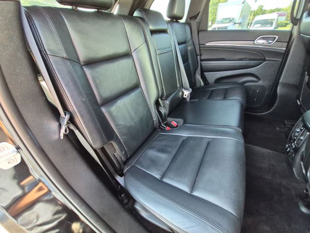 Used 2018 Black Jeep Limited image 33