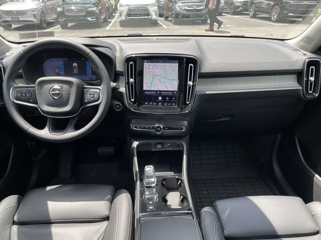 Certified Used 2023 Silver Volvo B5 Plus Bright Theme image 23