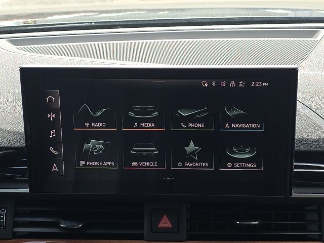 2022 Audi A4 40 Premium Plus:B02144