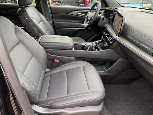 Used 2026 Chevrolet Traverse SUV