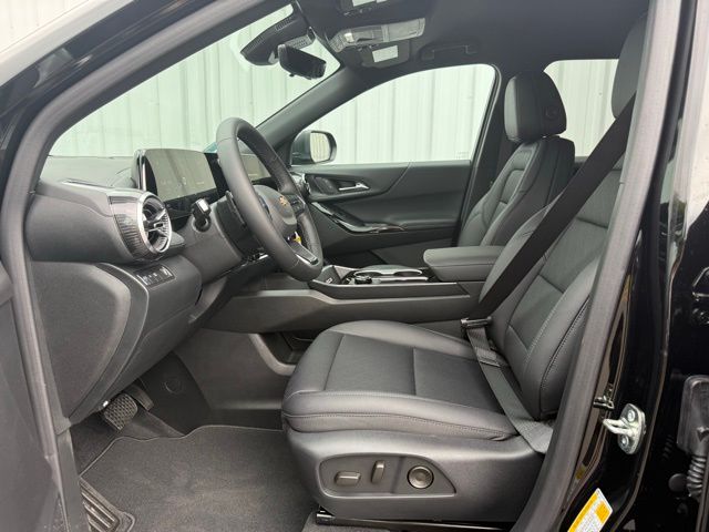 new 2026 Chevrolet Equinox car, priced at $33,790