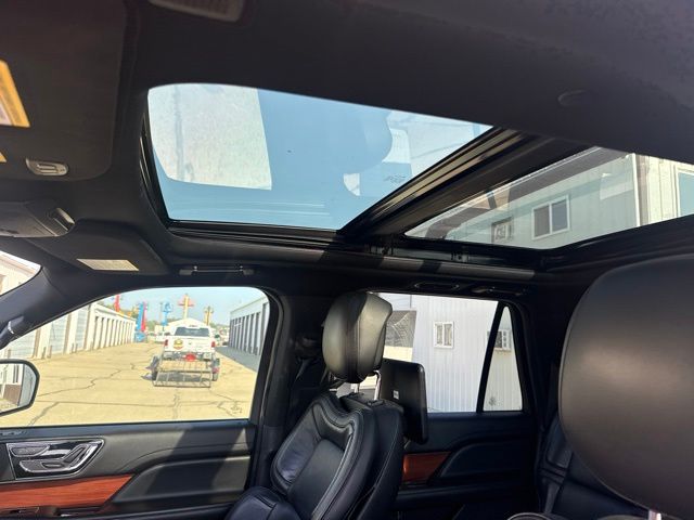 2018 Ingot Silver Lincoln Navigator L Select 4X4 SUV