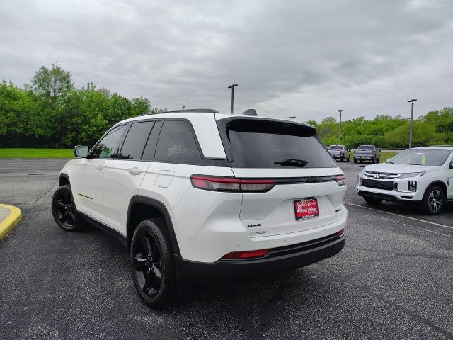 Used 2023 White Jeep Limited image 5