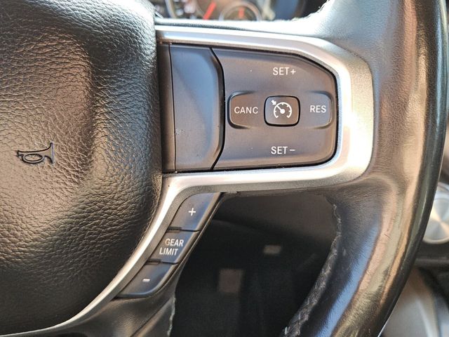 2019 Ram 1500 Laramie Crew Cab 4x4 5'7" Box