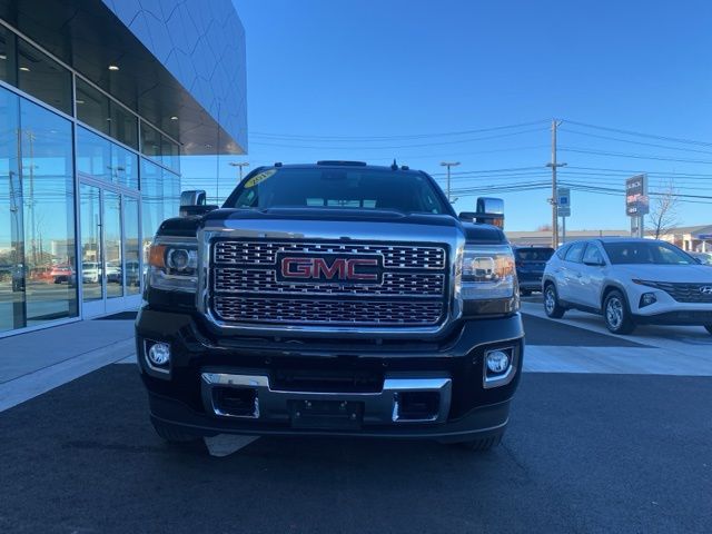 2018 GMC Sierra 3500HD Denali 2