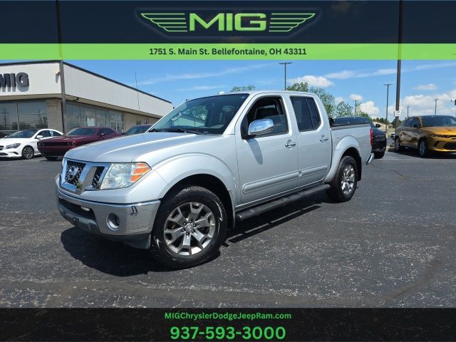 Brilliant Silver 2015 Nissan Frontier SL Crew Cab 4WD Pickup Truck Four-Wheel Drive 5-Speed Automatic Overdrive