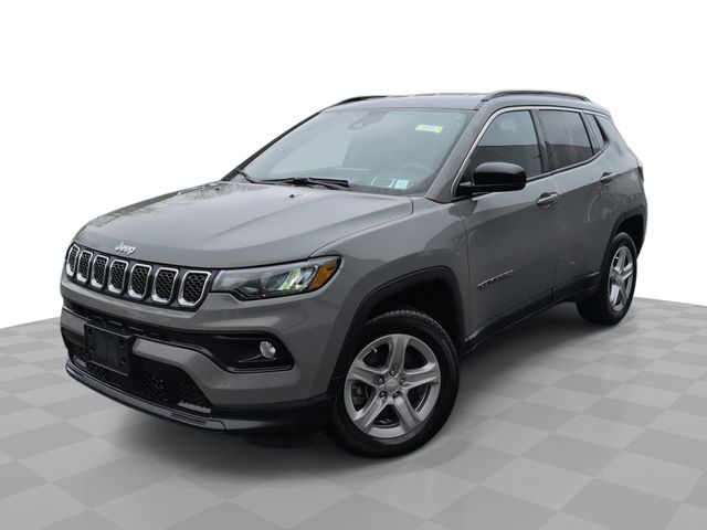Sting-Gray Clearcoat 2023 Jeep Compass Latitude 4WD SUV / Crossover Four-Wheel Drive 8-Speed Automatic