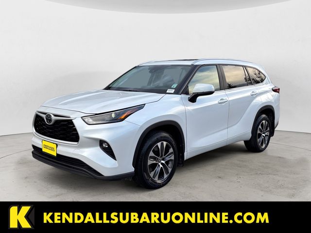 Pre-Owned 2024 Toyota Highlander XLE AWD 4D Sport Utility