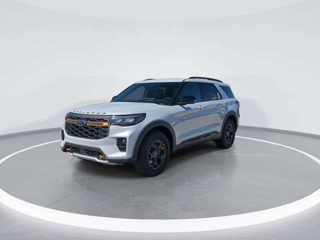 New 2026 Space White Metallic Ford Tremor® image 4