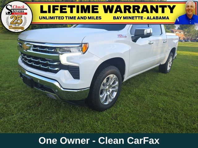 Summit White 2026 Chevrolet Silverado 1500 LTZ Crew Cab 4WD Pickup Truck Four-Wheel Drive Automatic