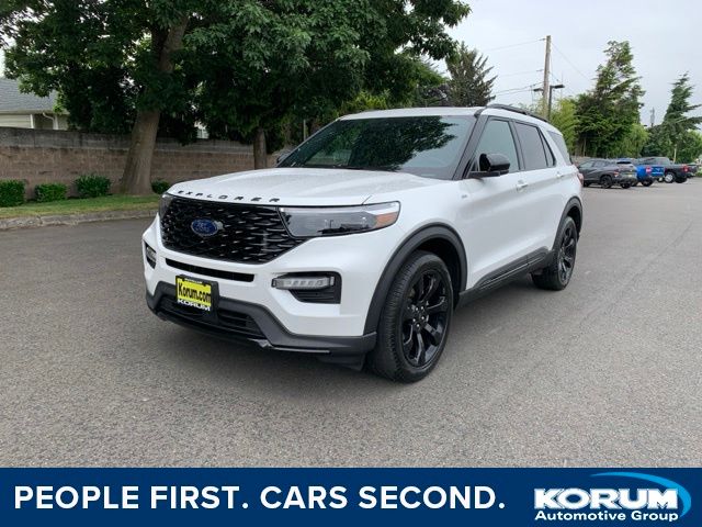Star White Metallic Tri-Coat 2022 Ford Explorer SUV / Crossover All-Wheel Drive Automatic