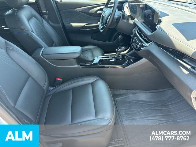 Used 2025 White Buick Sport Touring image 15