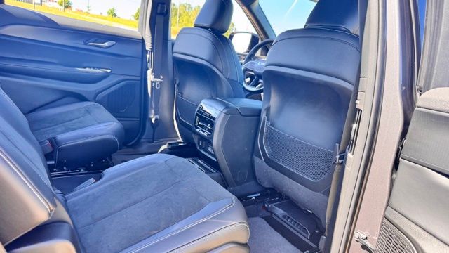 new 2025 Jeep Grand Cherokee L car, priced at $40,968